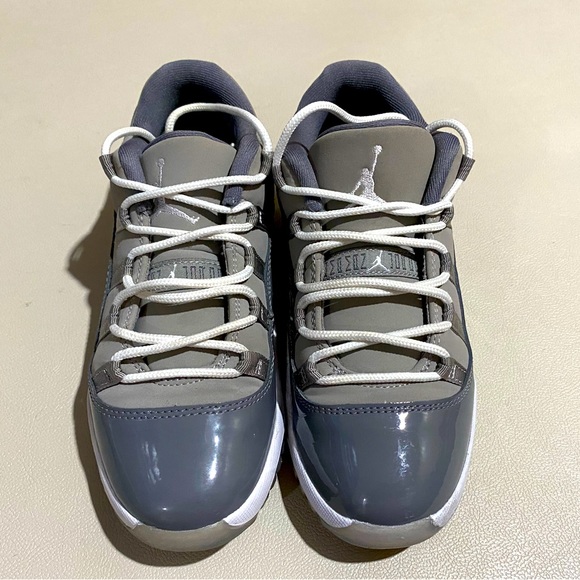 Air Jordan 11 Retro Low Cool Grey Sz 3Y 505835 003 Sneakers - Picture 6 of 16